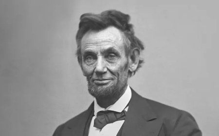 Abraham Lincoln Biography: Life of the 16th President